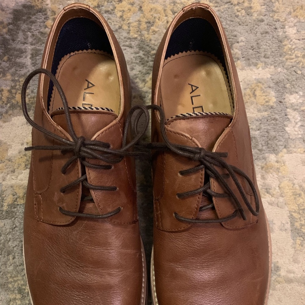 Men’s size 10 Aldo shoes